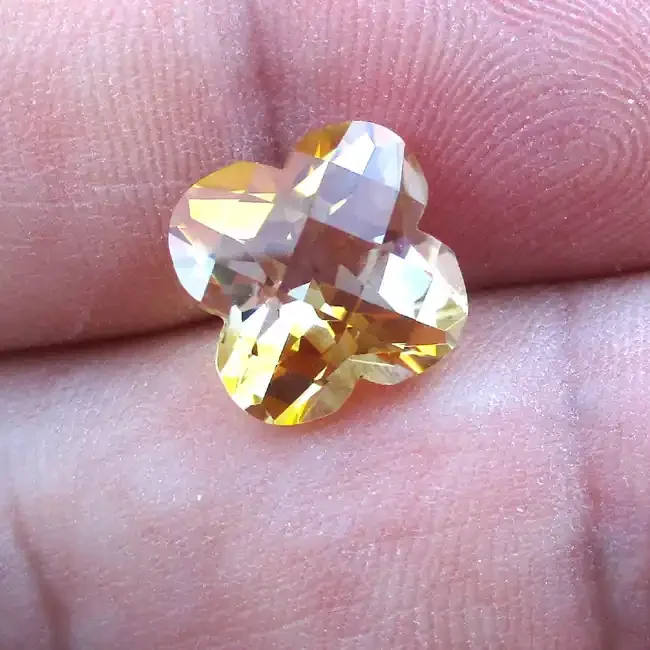 4.11cts Golden Yellow Citrine Flower Checker Board Shape