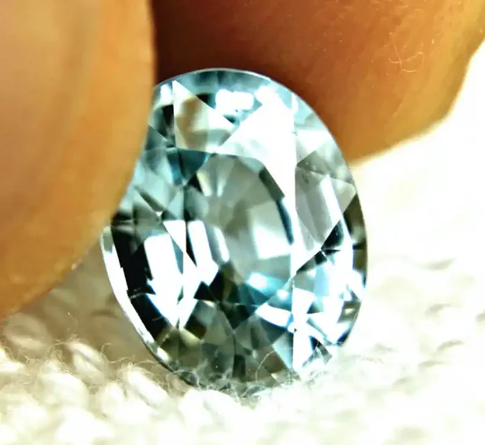 4.54 Carat VVS Southeast Asian Zircon – Gorgeous