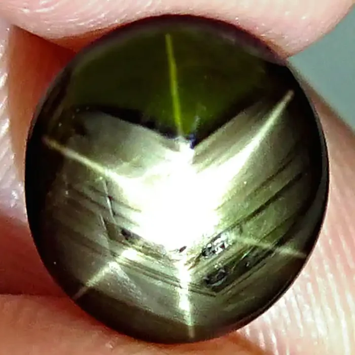 4.82 Carat Natural Thailand Star Sapphire- Gorgeous