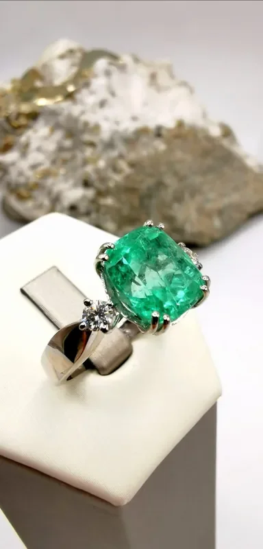 4,85ct Colombian Emerald 18k Solid Gold Ring 16/76