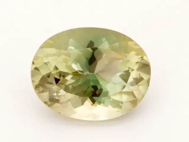 4.8ct Oregon Sunstone, Watermelon/Champagne Oval (S1889)
