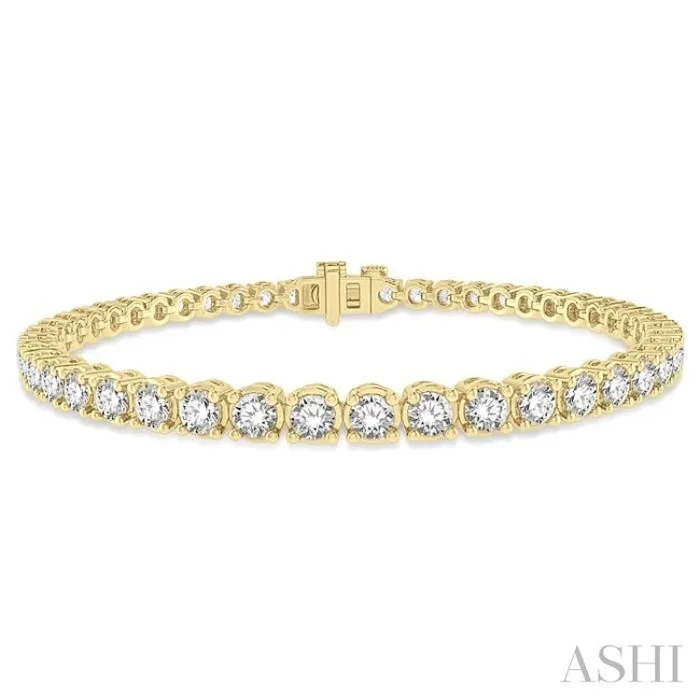 4 Ctw Round Cut Diamond Tennis Bracelet in 14K Yellow Gold