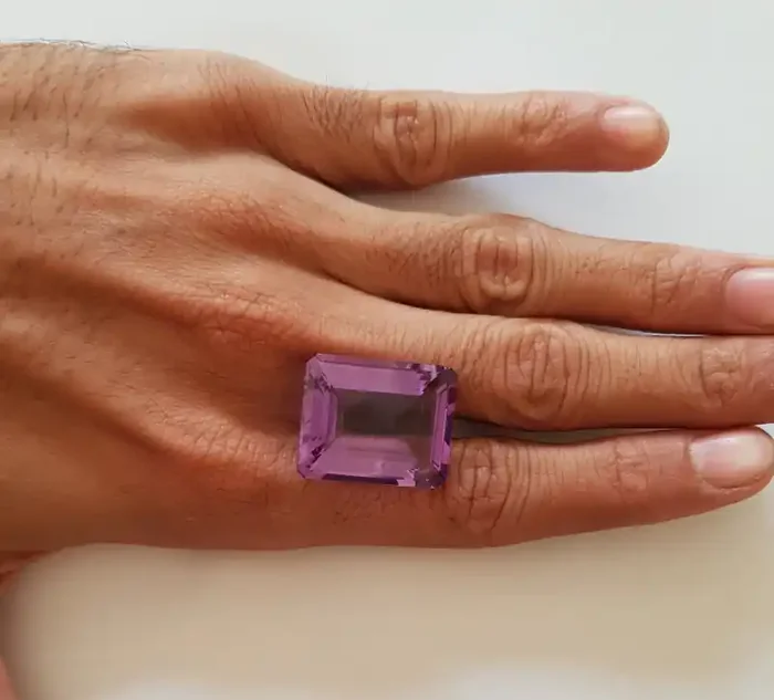 40.63 carats Amethyst Eye clean Fine specimen calibrated 25x20mm G0062