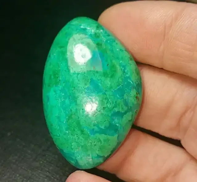 42mm Chrysocolla Cabochon 79ct