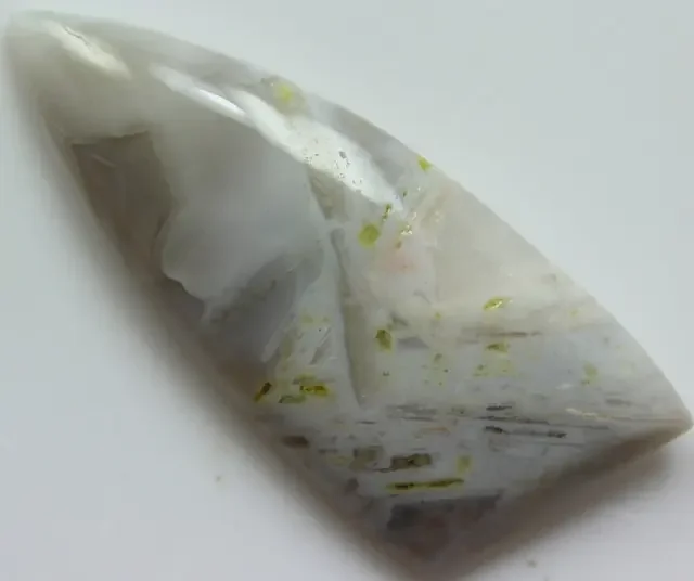 43.40 CTS SAGENITE AGATE CABOCHON STONE FROM OLD COLLECTION