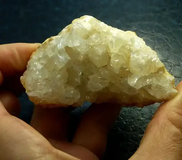 446 CTS MOROCCAN CRYSTAL GEODE SPECIMEN MS 301