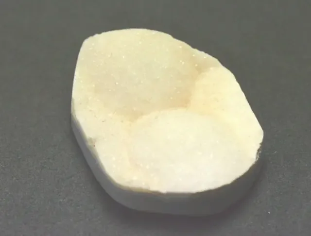 45mm ivory cream Druzy drop cabochon Druzi 45 by 31 by 10mm 102ct