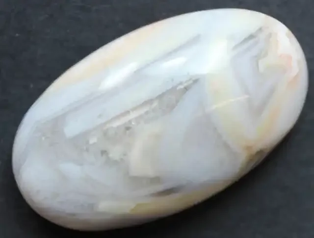 46.30 CTS SAGENITE AGATE CABOCHON STONE FROM OLD COLLECTION