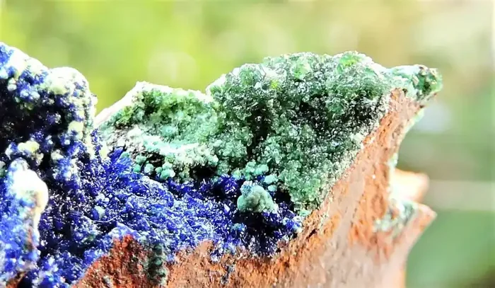 46.65g AZURITE AGARDITE ADAMITE OLIVENITE SPECIMEN LAVRION MINES GREECE