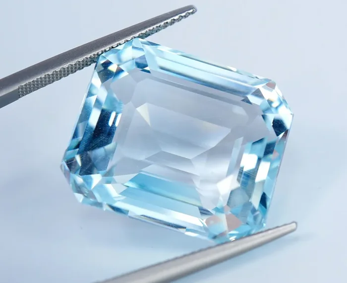 49.87 ct Natural Top Sky Blue Topaz Brazil – ALGT Certificate
