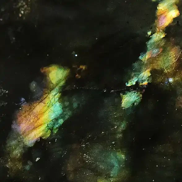 490.10 CTS LABRADORITE -PART POLISHED