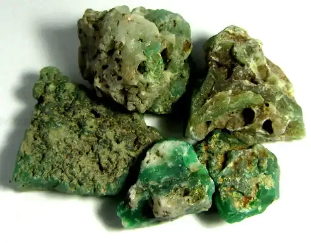 490.8 CTS AUSSIE CHRYSOPRASE PARCEL 5 PCS GG 526
