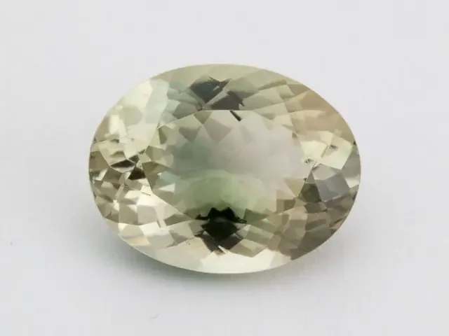 4ct Oregon Sunstone, Green/Clear Oval (S1850)