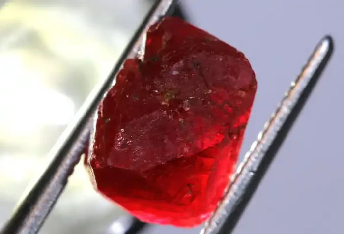 5.25CTS – BURMA SPINEL ROUGH RG-4508