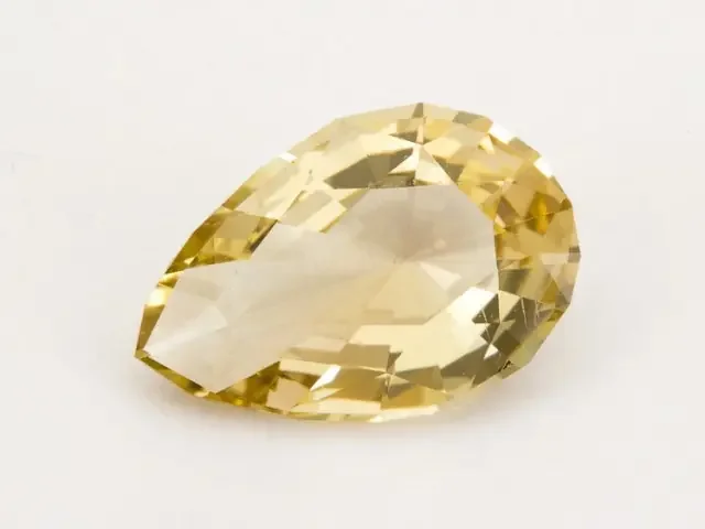 5.2ct Champagne Pear Sunstone (S95)