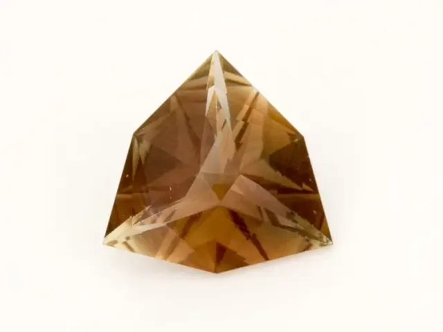 5.2ct Oregon Sunstone, Rootbeer Shield (S1065)