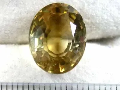 5.8 ctsLEMON QUARTZ OVAL SHAPED, UNTREATED FROM LAOS G428
