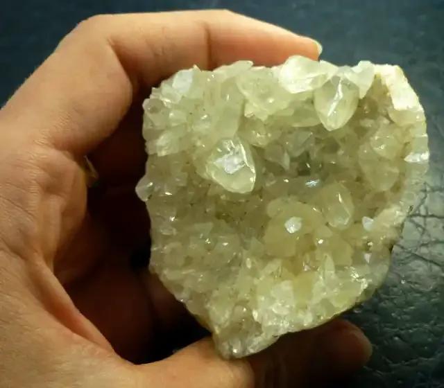 517 CTS MOROCCAN CRYSTAL GEODE SPECIMEN MS 304