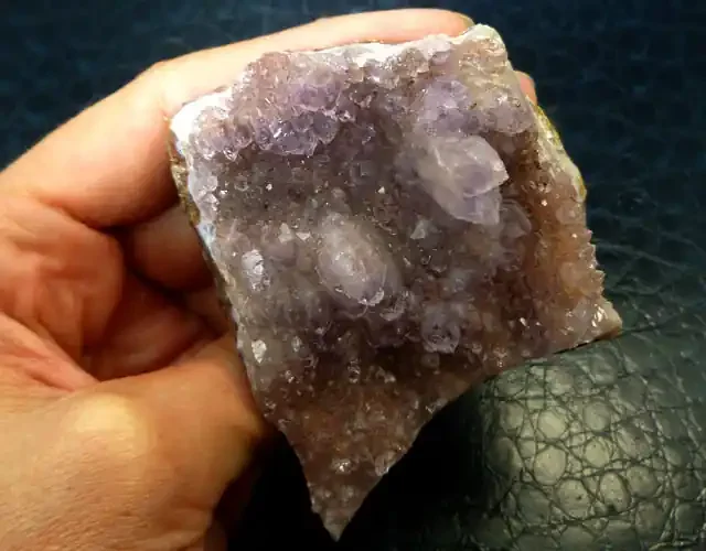 520 CTS MOROCAN AMETHYST SPECIMEN RT 2127