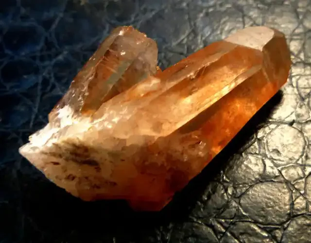 53 CTS TANGERINE CRYSTALS RT 2427
