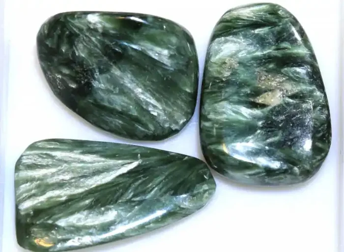 58 CTS GREEN SERAPHINITE PARCEL ADG-375