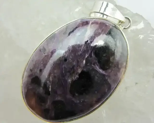 59 CTS CHAROITE IN SILVER PENDANT GG 1080