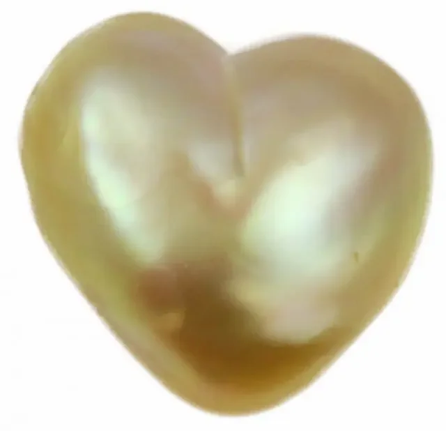 6.8 Cts Golden Love Heart Shape Natural Pearl PPP902