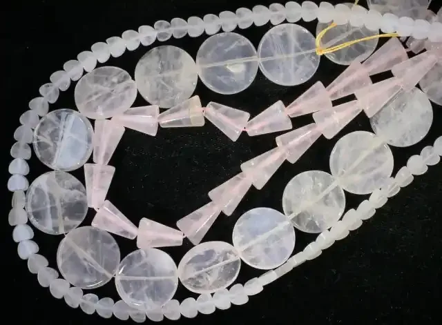600 CTS Natural rose quartz Bead Three strand GOGO 1294