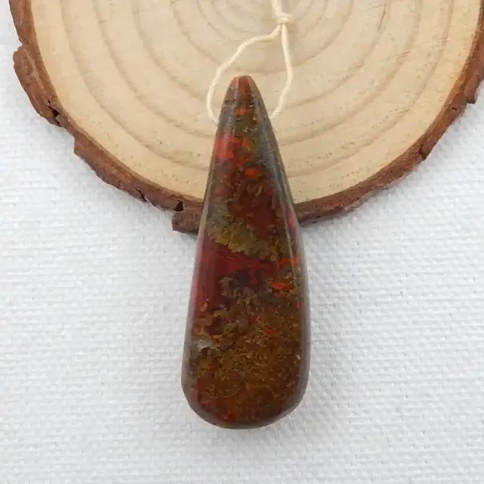 69.5ct Natural Warring States Red Agate Pendant D509