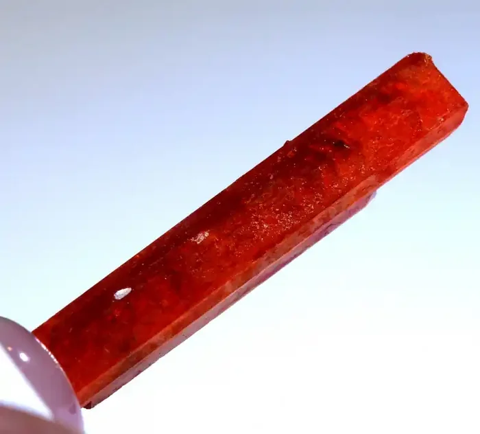 7.45- CTS CROCOITE SPECIMEN TASMANIA RG-4479
