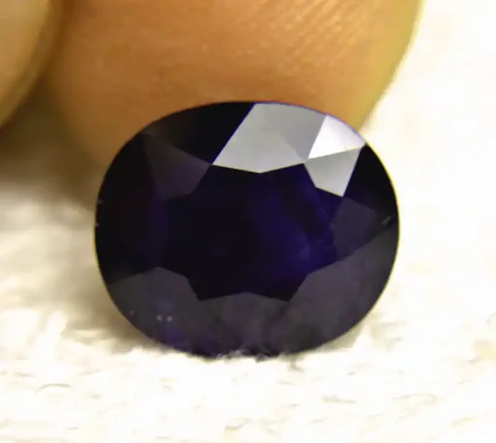 7.50 Carat Midnight Blue Sapphire – Gorgeous