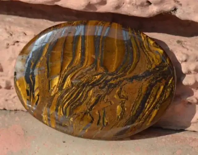 70mm Tigers Iron oval cabochon 222ct
