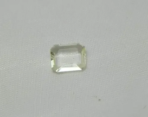 7x5mm 100% Natural Scapolite Facet Stone J932