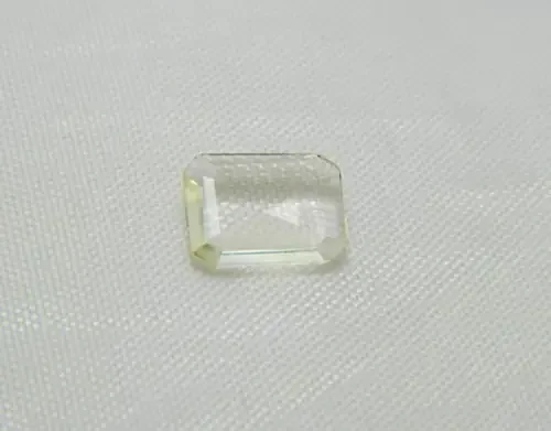 7x5mm 100% Natural Scapolite Facet Stone J937