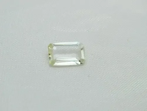 7x5mm 100% Natural Scapolite Facet Stone J941