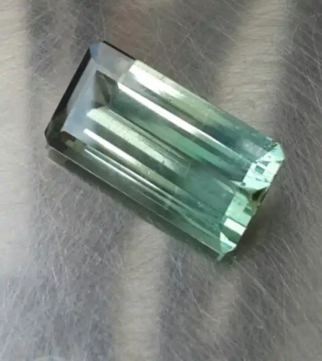 8.05 Cts SPLENDID RARE NATURAL GREEN TOURMALINE MOZAMBIQUE