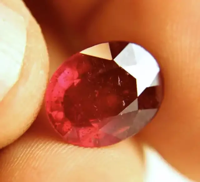 8.42 Carat Fiery Red Ruby – Gorgeous