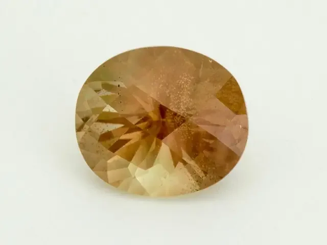 8.4ct Peach / Green Oval Sunstone (S1965)