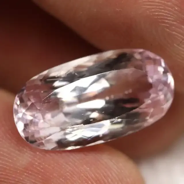 8.56 CTS NATURAL HIMALAYAN PINK KUNZITE (SPODUMENE) [SPK38]