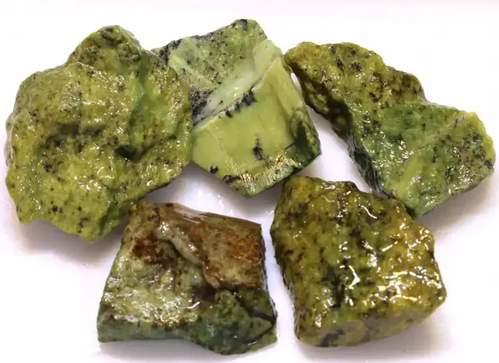 80CTS SEREPHINITE ROUGH PARCEL ADG-455
