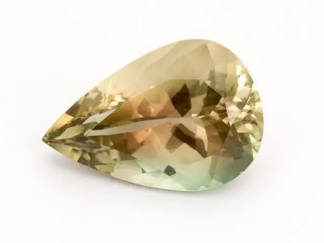 8ct Oregon Sunstone, Dichroic Pear (S1865)