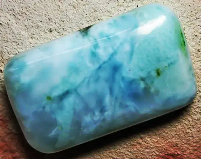 9.05 CTS LARIMAR POLISHED STONE [MGW3183]