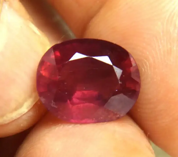 9.52 Carat SI Purplish Red Ruby – Beautiful