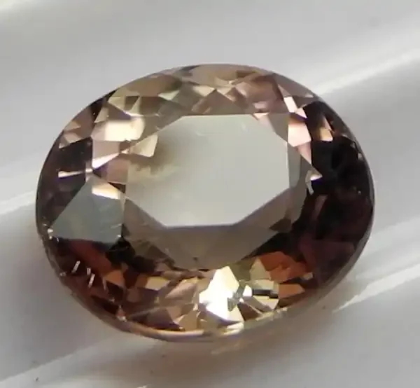 ‘AAA‘ SUPERB MASTERCUT 1.72CTS PEACH PINK OVAL TOURMALINEAL