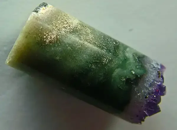 AMETHYST CYLINDER HIGH QUALITY 19.75CTS SG-706