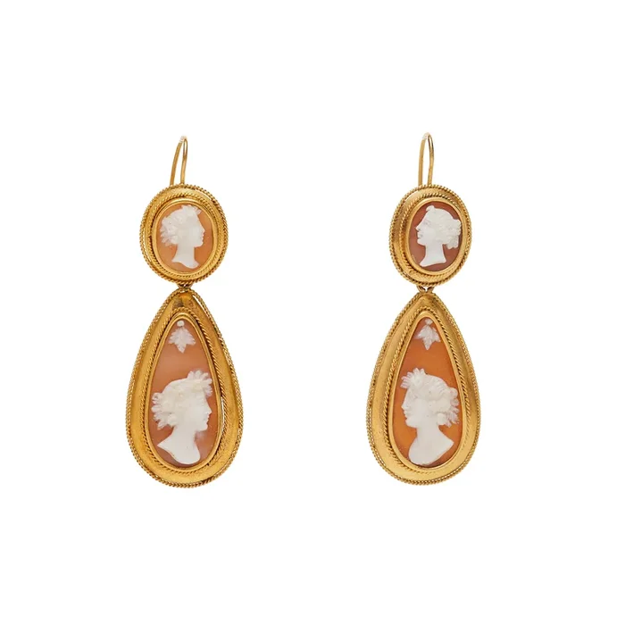 Antique Victorian 18k Etruscan Revival Shell Cameo Earrings