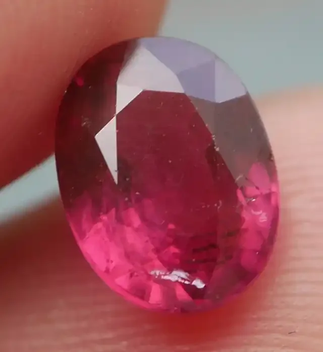 BEAUTY GEMS AFRICAN GARNET 1.80 CRT