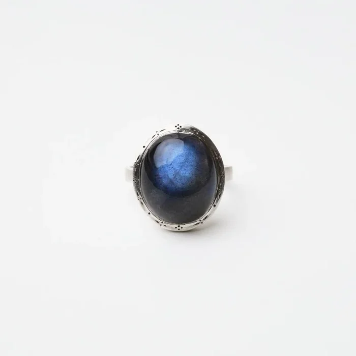 Bezel Set Labradorite Ring
