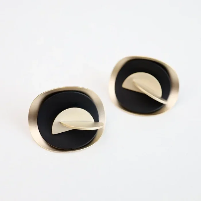 Blooming Buds Double Ear Jacket – Gold Black