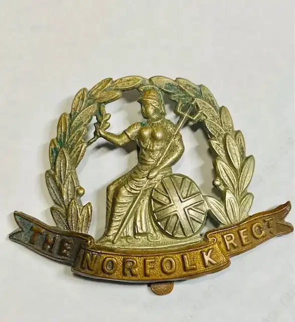 British Army Victorian Edwardian period The Norfolk Regiment hat badge